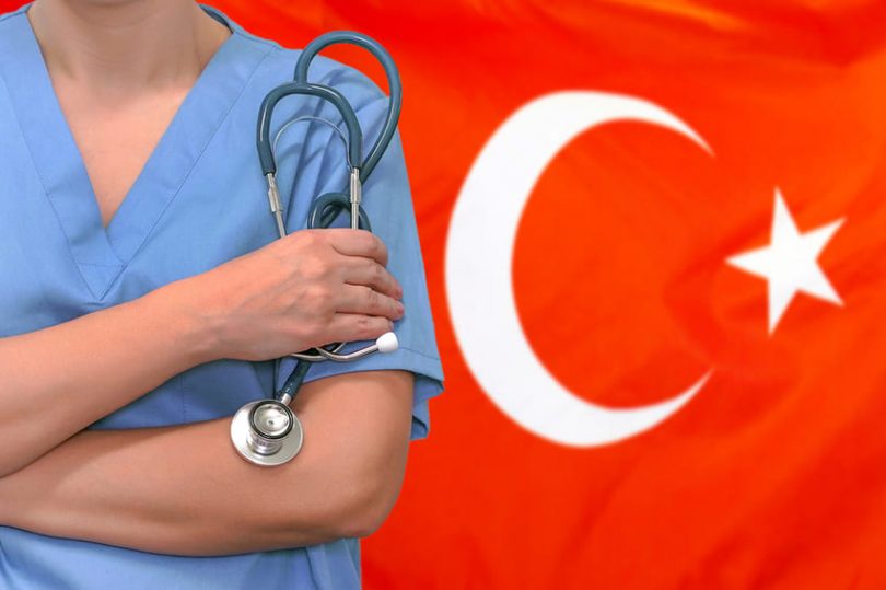 Tandheelkundige chirurgie in Turkije: kosten in Istanbul \u0026 uitgebreide gids